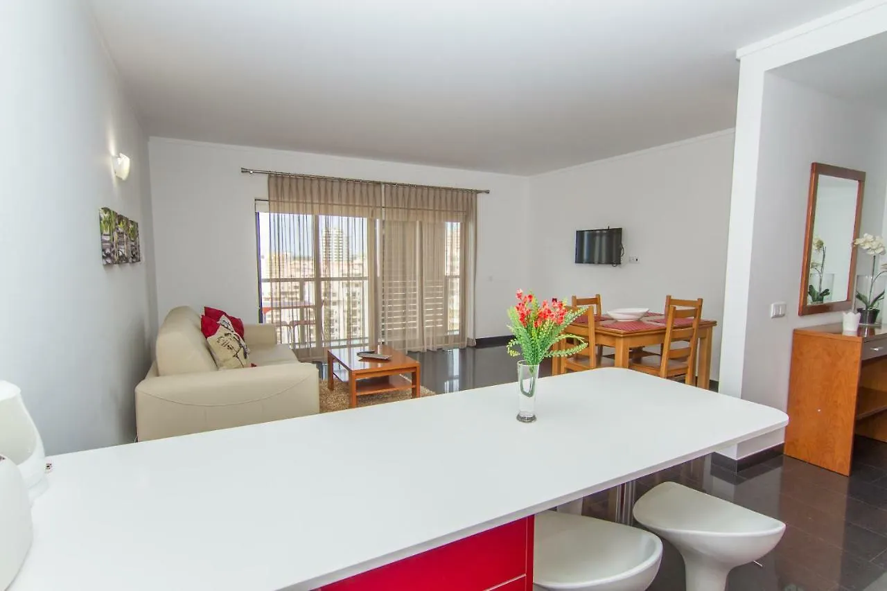 Апартаменты Apartamentos Turisticos Rocha Tower - Mi Портиман