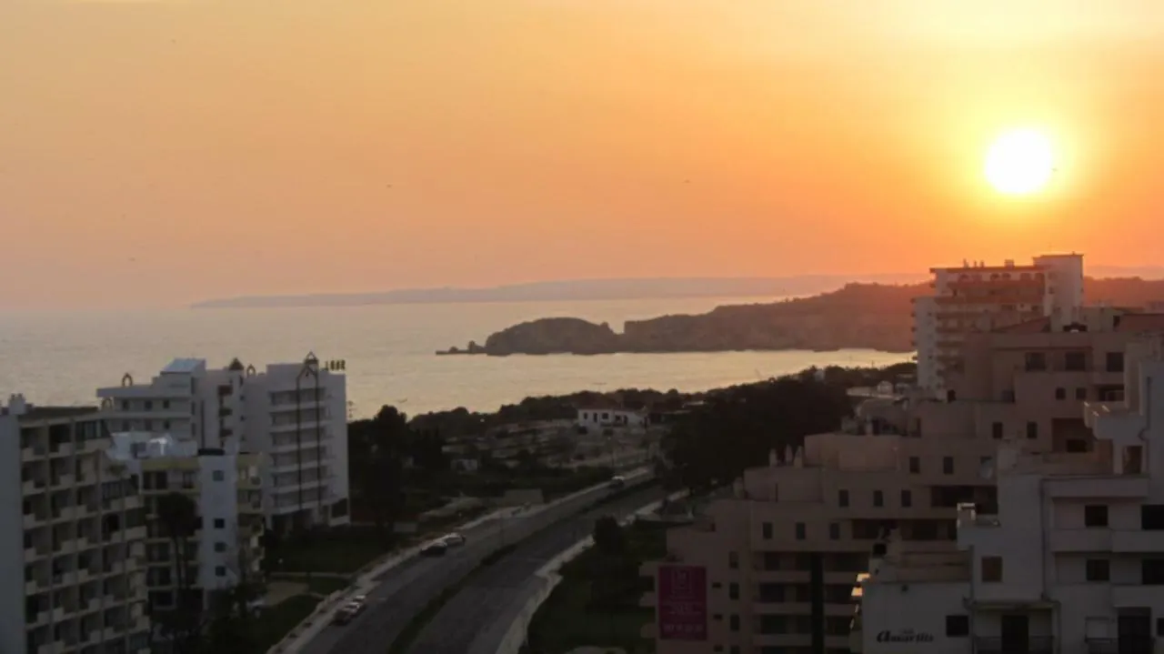 Apartamentos Turisticos Rocha Tower - Mi Portimao