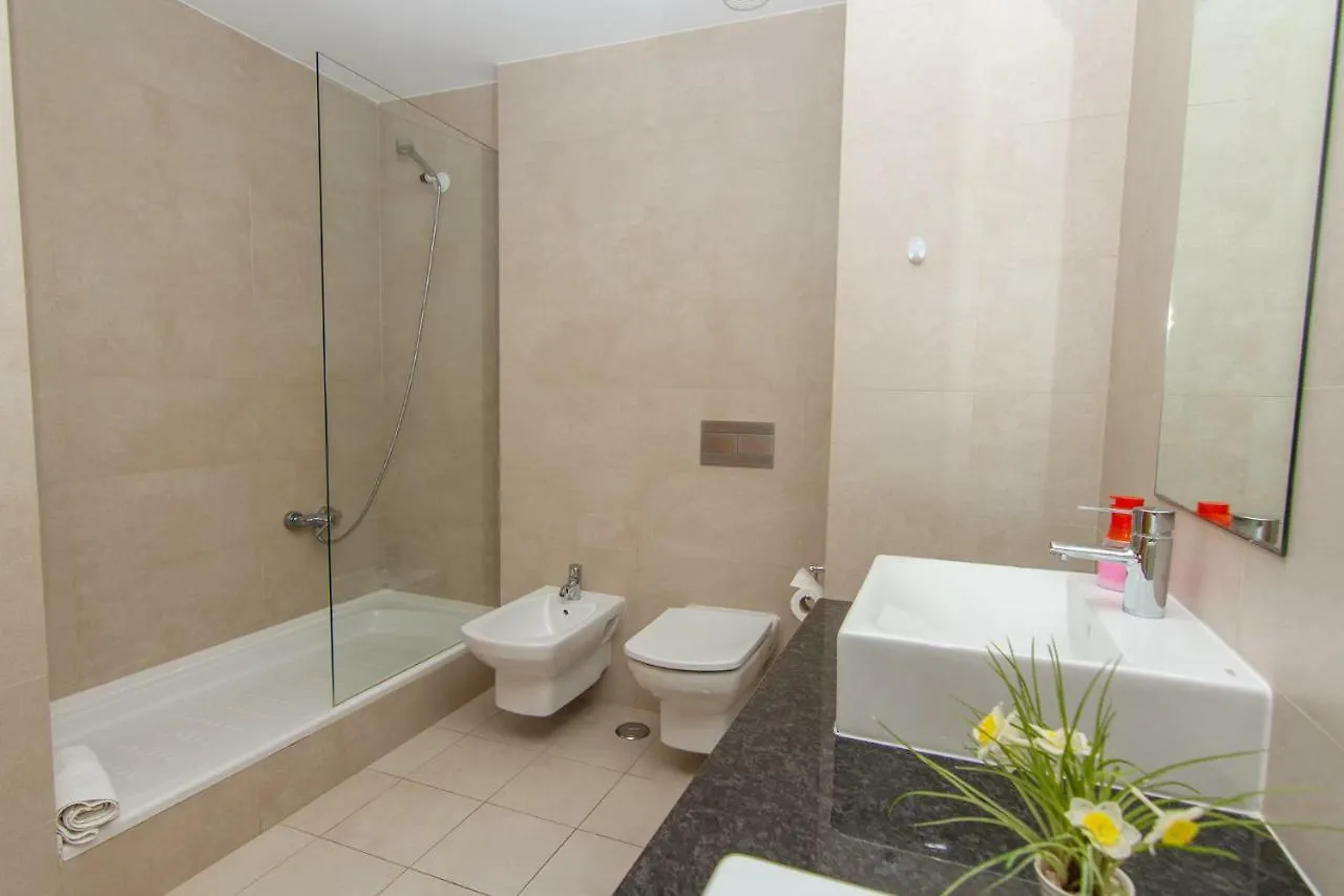 Apartamentos Turisticos Rocha Tower - Mi Portimao Apartment
