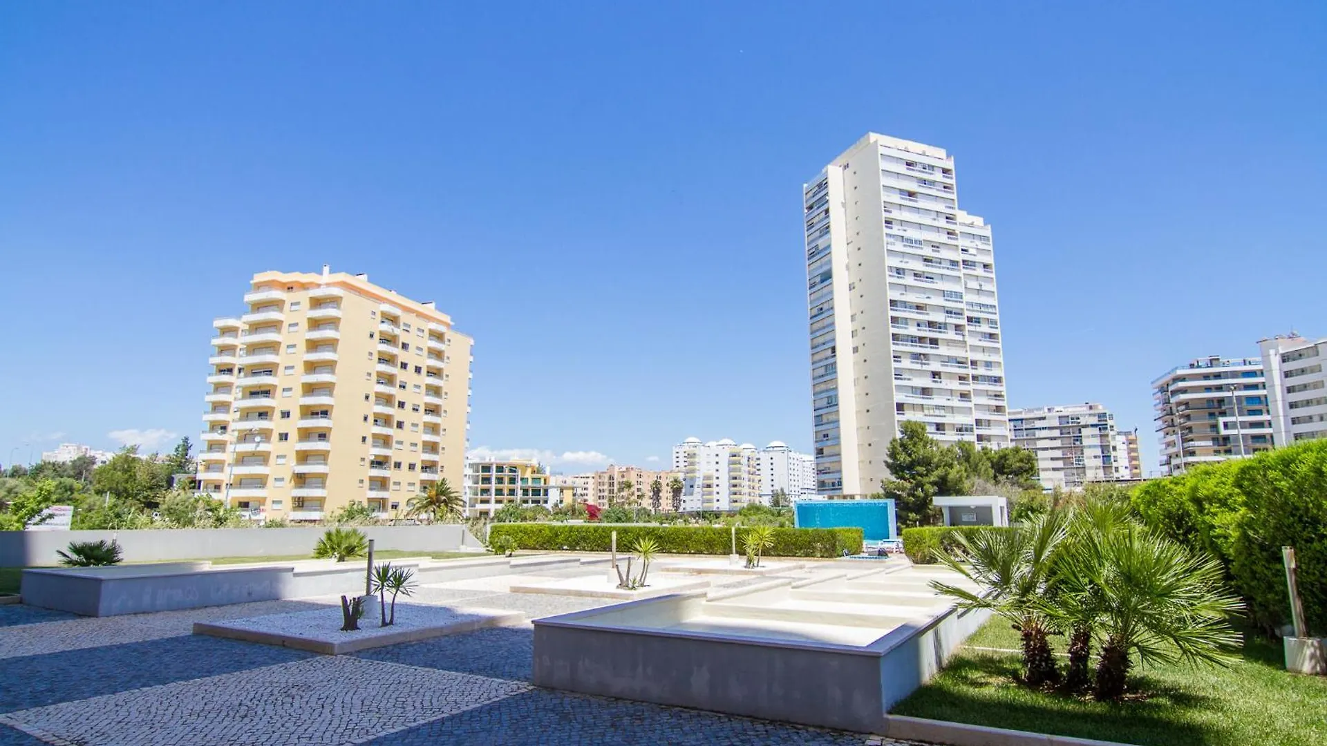 Apartment Apartamentos Turisticos Rocha Tower - Mi Portimao